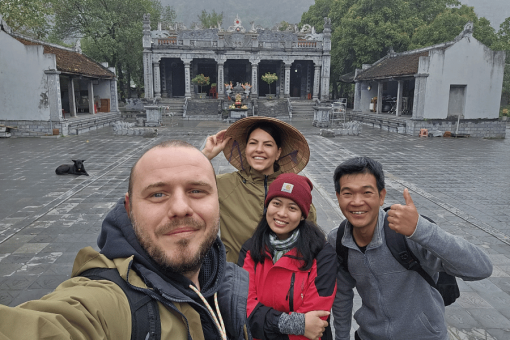 ninh binh ebike - hanoi local tour