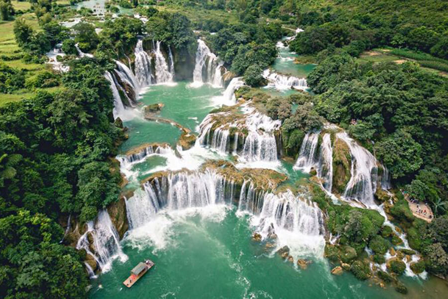 10 most beautiful waterfalls in Northern Vietnam tour