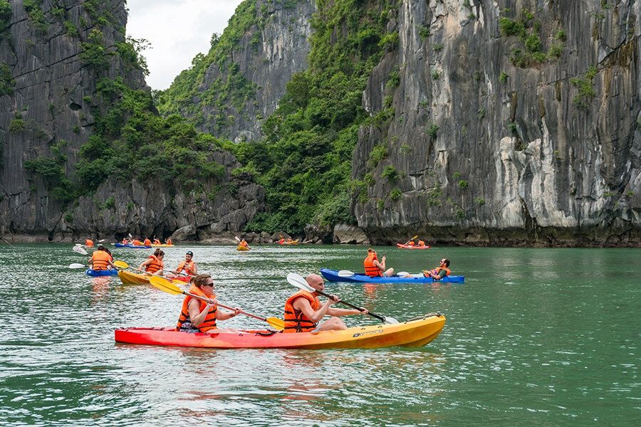 28+ Best Things to Do in Halong Bay