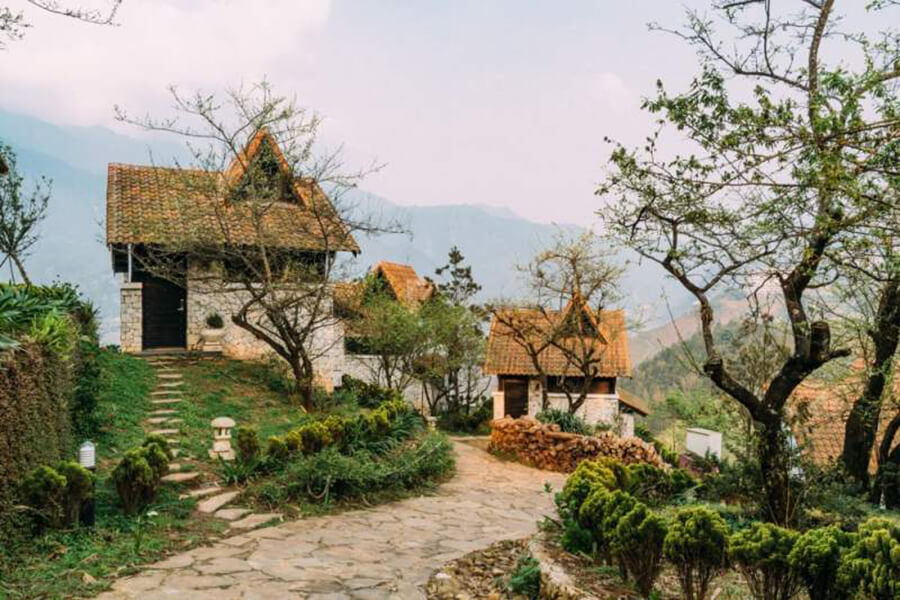 Accommodation and food when visiting Hang Da Village in Sapa1