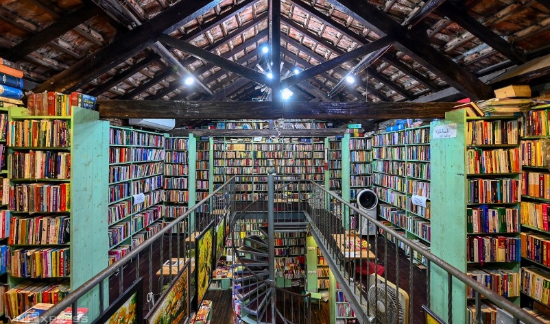 Antiquarian Bookshop Hanoi