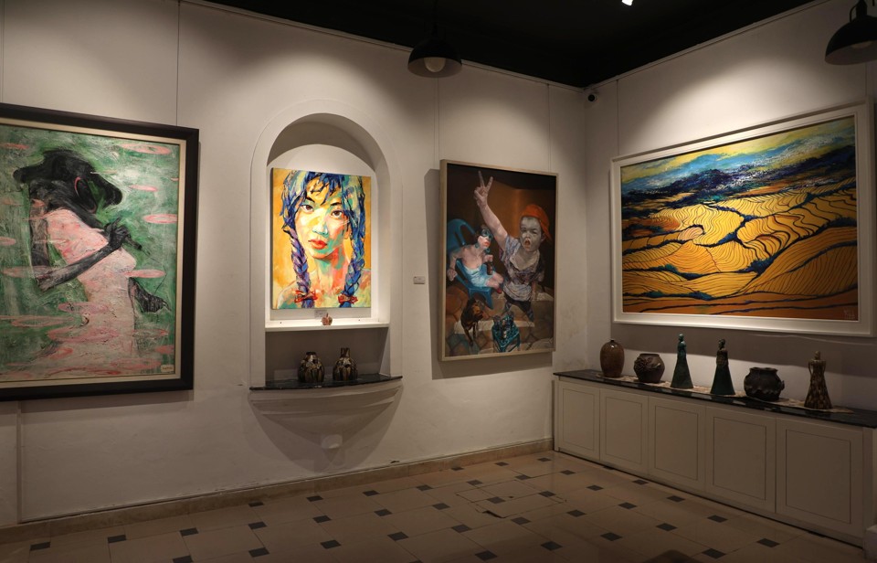 Art Galleries In Ha Noi.