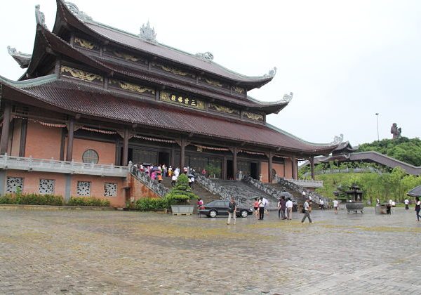 Bai Dinh Pagoda - Hanoi Local Tours