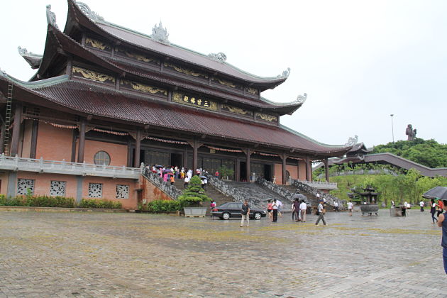 Bai Dinh Pagoda - Hanoi Local Tours