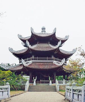 Bai Dinh Pagoda - Hanoi tour packages