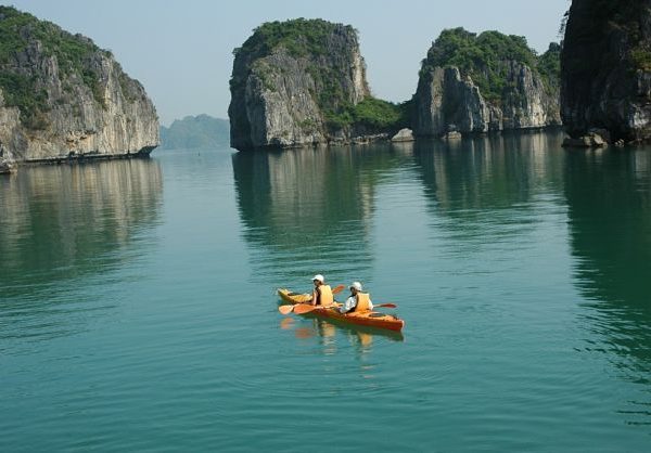 Bai Tu Long Island - Hanoi Tour Packages