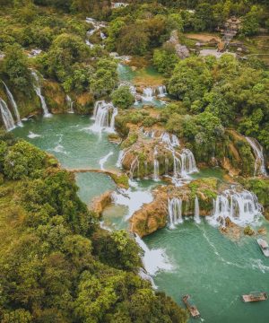 Ban Gioc Waterfall - Hanoi Tours (1)