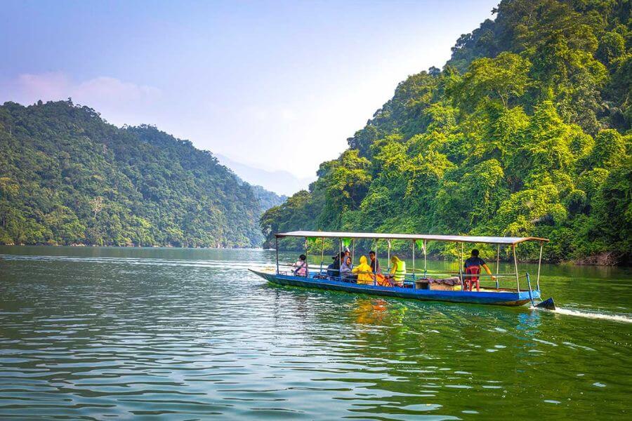 Ban Gioc Waterfall - North Vietnam Tours