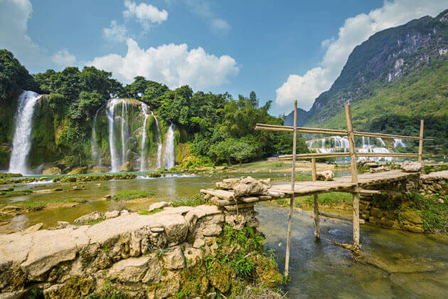 Ban Gioc Waterfall - Hanoi tour packages