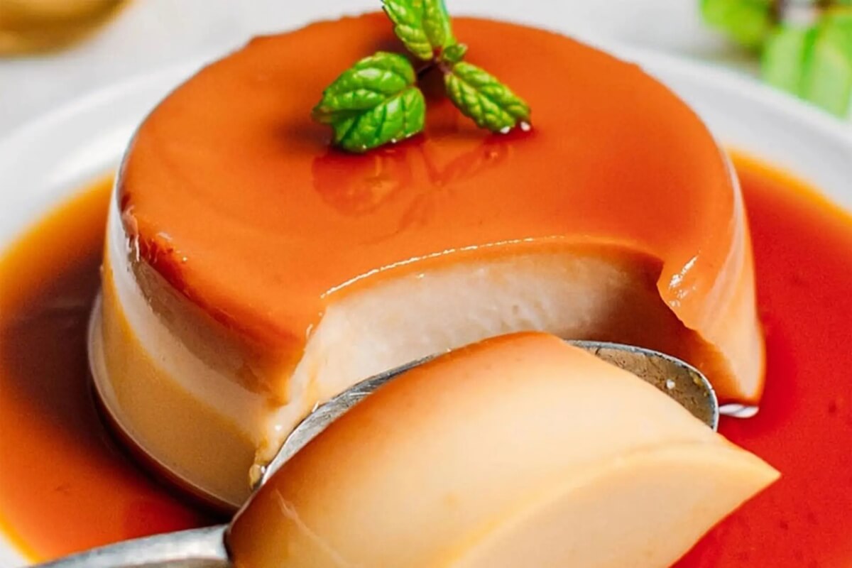 Bánh Flan Vietnamese Caramel Custard - best desserts in vietnam