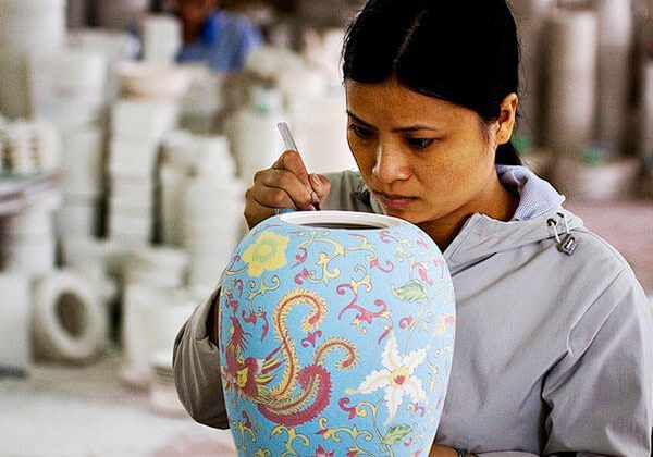 Bat Trang Traditional Ceramic Village Hanoi trips