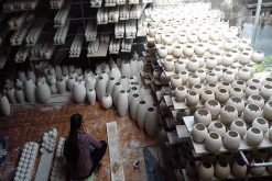 Bat Trang Village Hanoi Local Tour