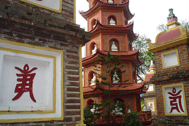 Tran Quoc Pagoda - Hanoi Local Tour Packages