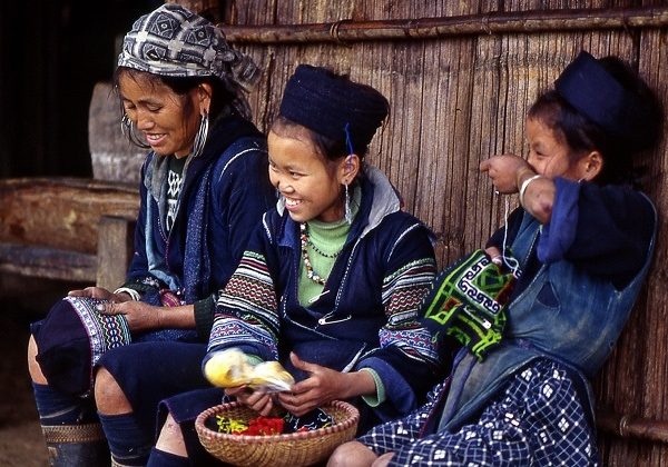 Black Hmong in Sapa Tour