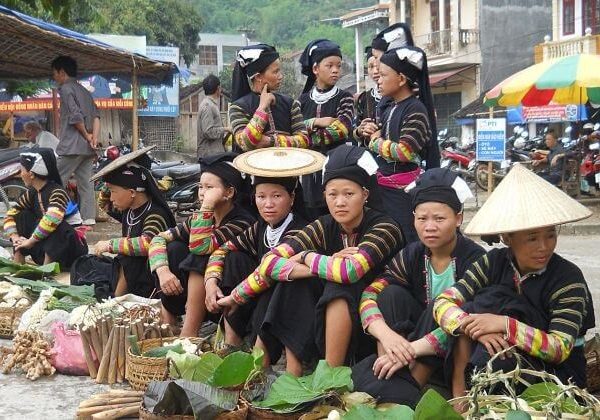 Cao Bang Local Market - Hanoi Tour Packages