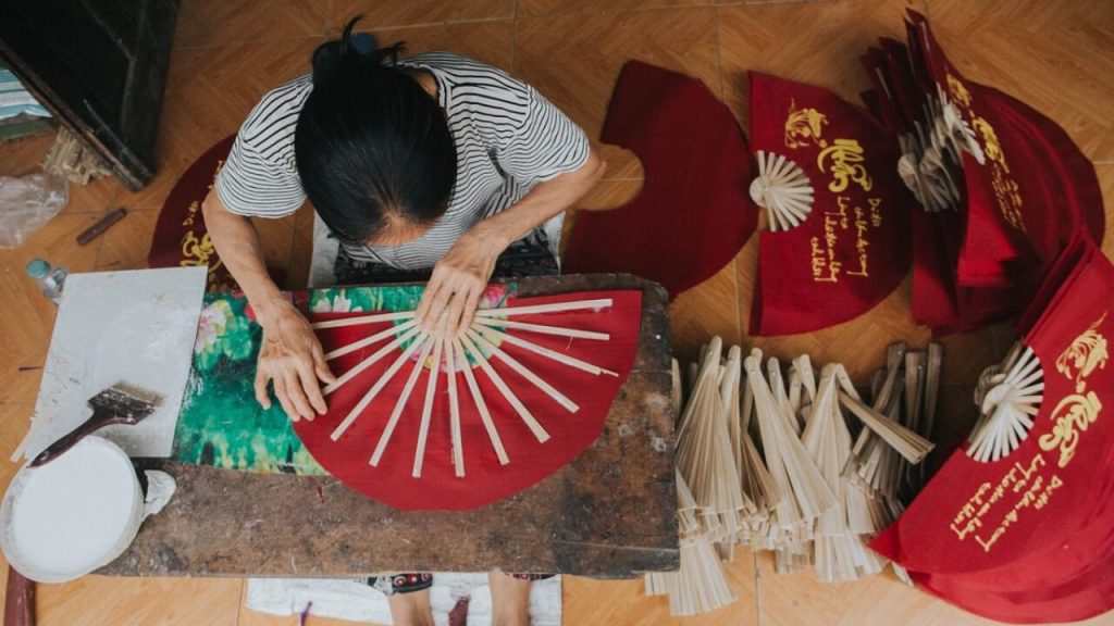 Chang Son Paper Fan Making Village - hanoi countryside tour