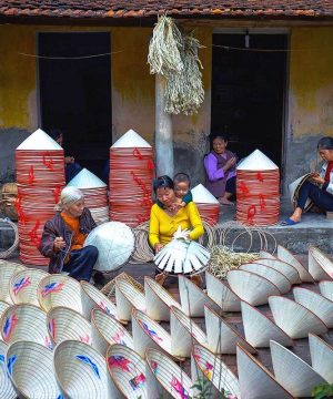 Chuong Conical Hat Making - Hanoi Local Tour