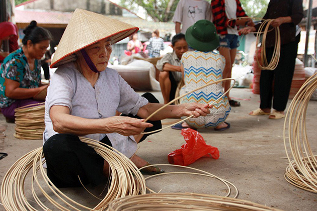 Chuong Conical Hat Village - Hanoi Local Tours