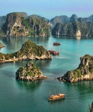 Cruise in Halong Bay - Exclusive Vietnam Discovery Tour in 5 Days