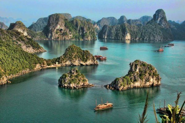 Cruise in Halong Bay - Exclusive Vietnam Discovery Tour in 5 Days