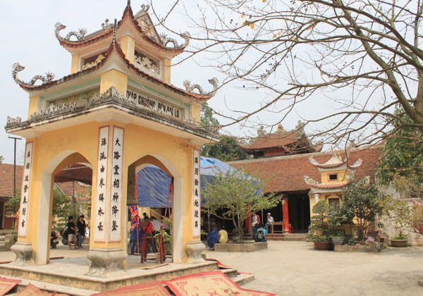 Dai Lo Temple hanoi holiday packages