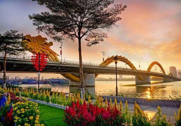 Danang Vietnam - Hanoi Local Tours