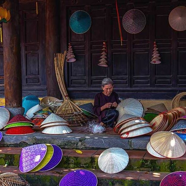 Discover Chuong Conical Hat Village in Hanoi Village 1 Day Tour