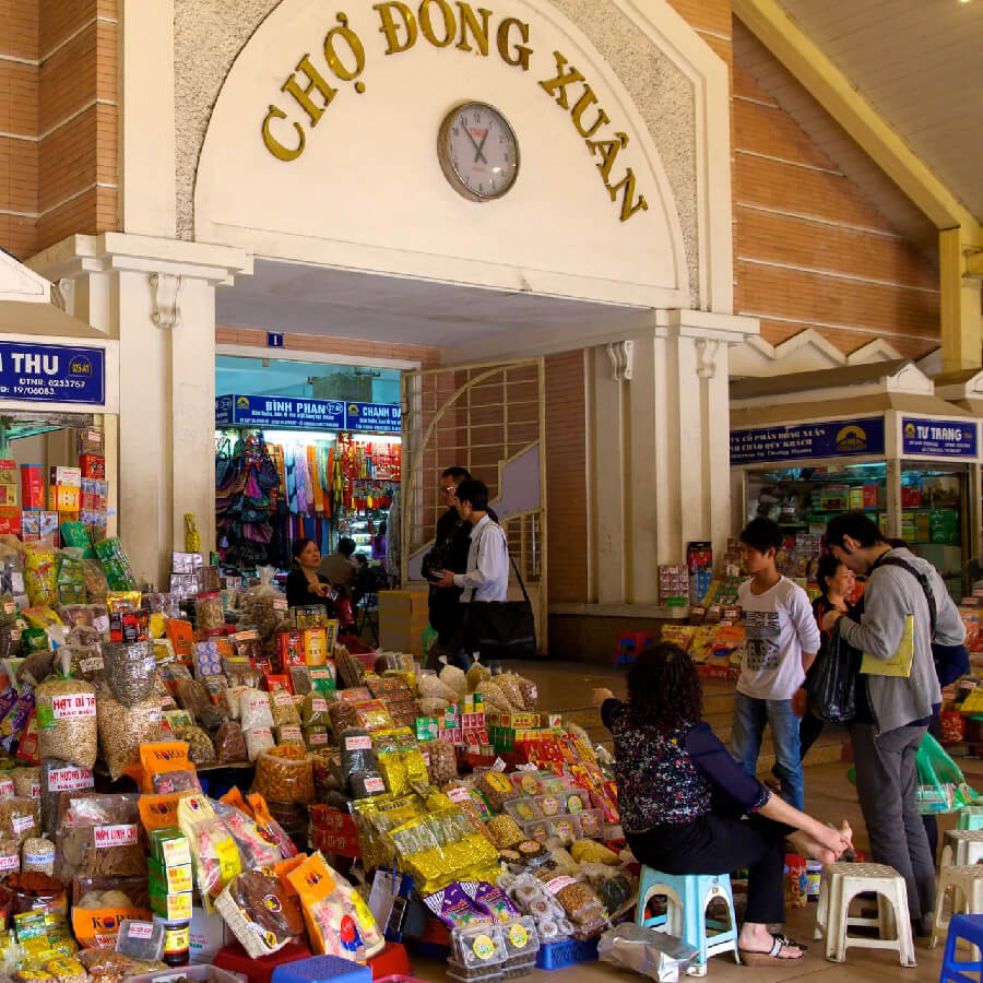 Dong Xuan Market - hanoi tours vietnam tours
