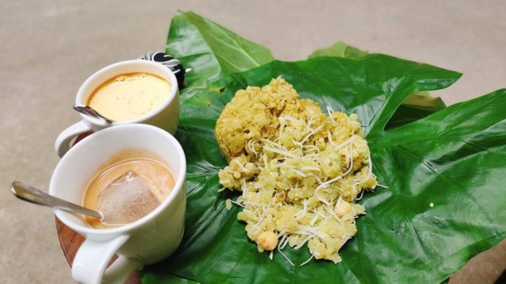 Enjoy coffee with green sticky rice in day trips hanoi