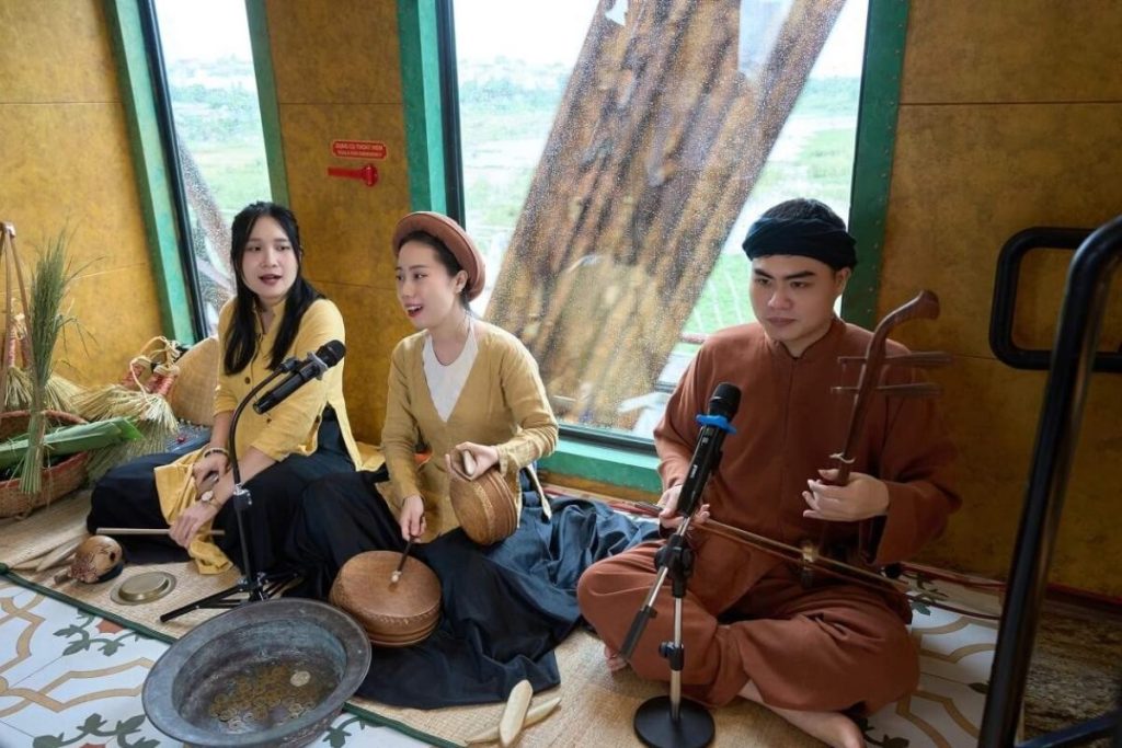 Enjoy vietnam traditional songs in hanoi heritage train