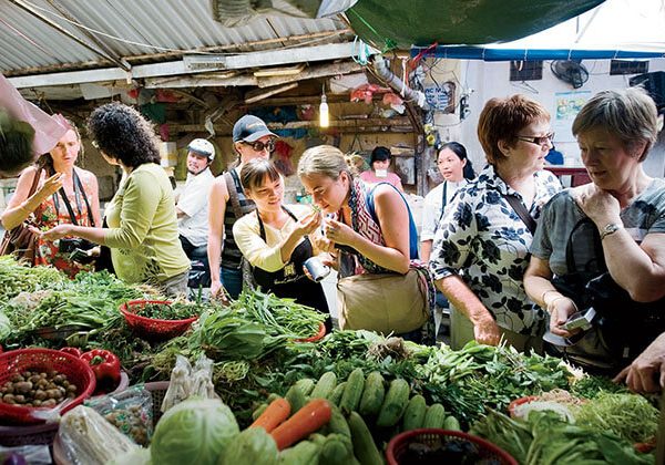 Experience Hanoi Local Market