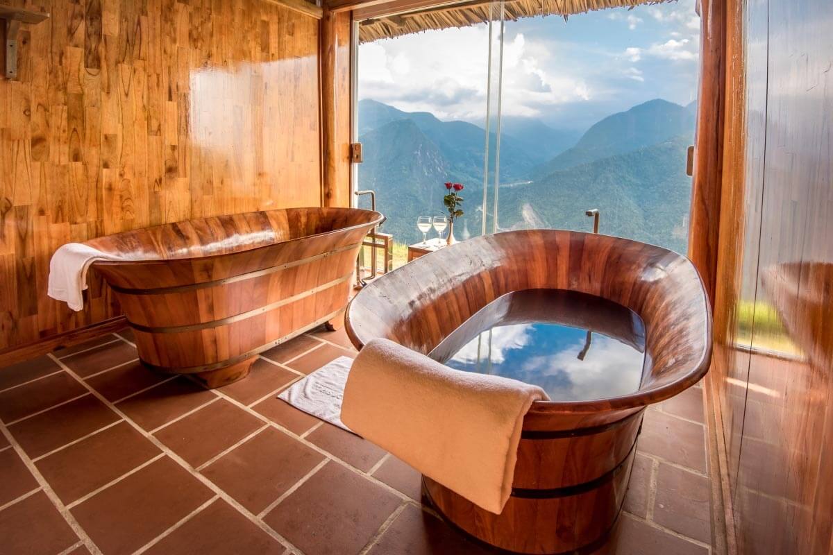 Experience a Traditional Red Dao Herbal Bath