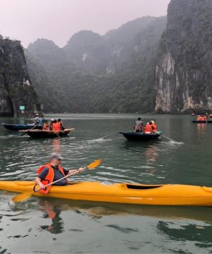 Experience kayaking in Halong Bay Day Tour