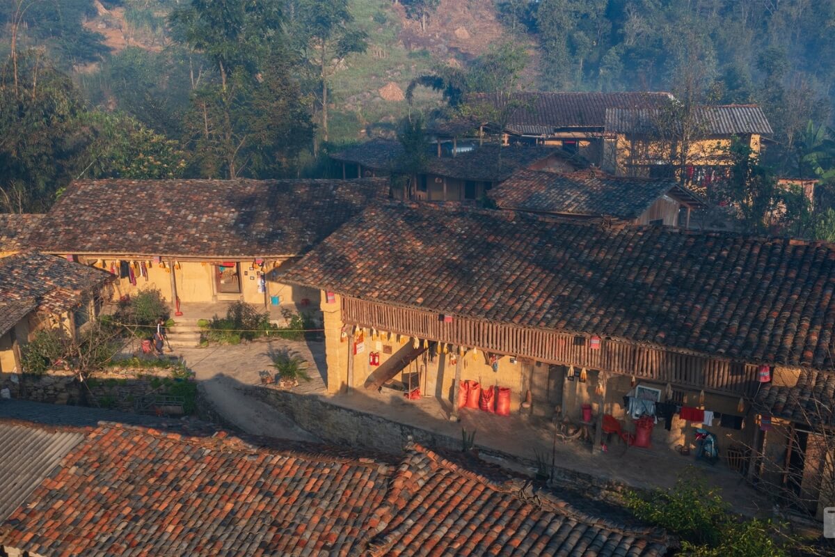 Explore the Traditional Architecture of Pa Vi Village