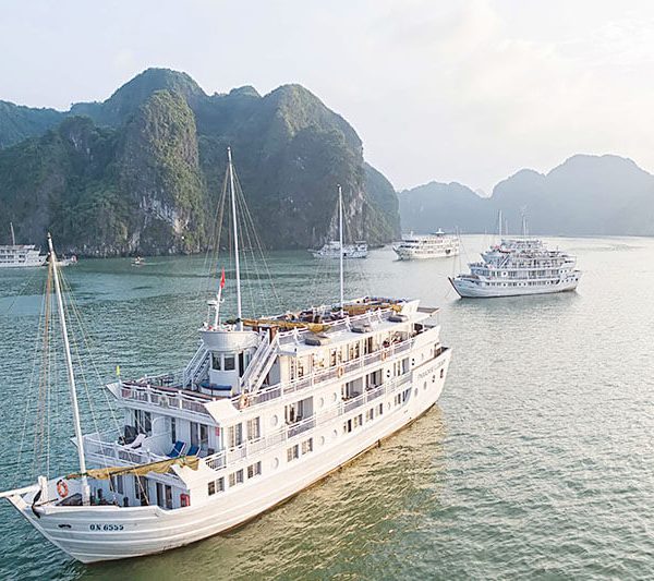 Halong Bay Cruise Tour from Hanoi