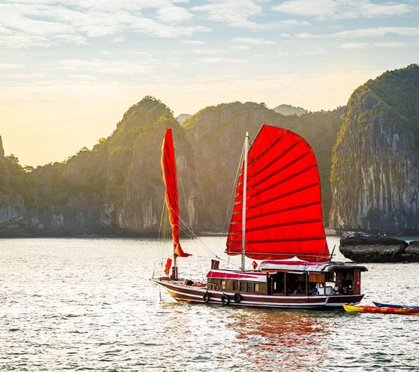 Halong Bay Tour in tours hanoi - hanoi ha long tours
