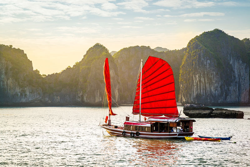 Halong Bay Tour in tours hanoi