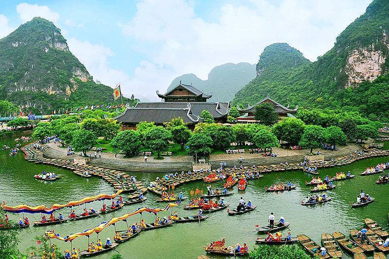 Hanoi Bai Dinh Ninh Binh Tour