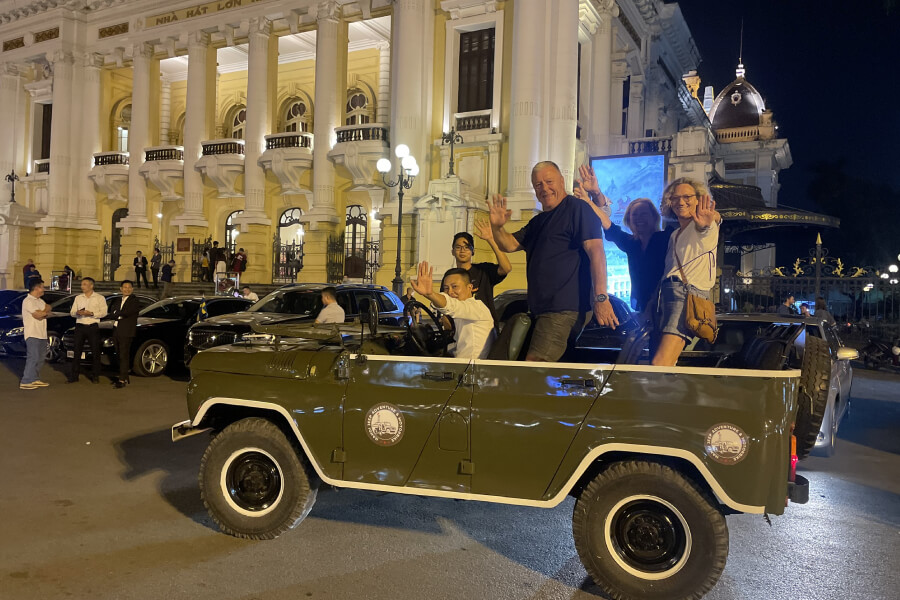 Hanoi By Night Jeep Tours