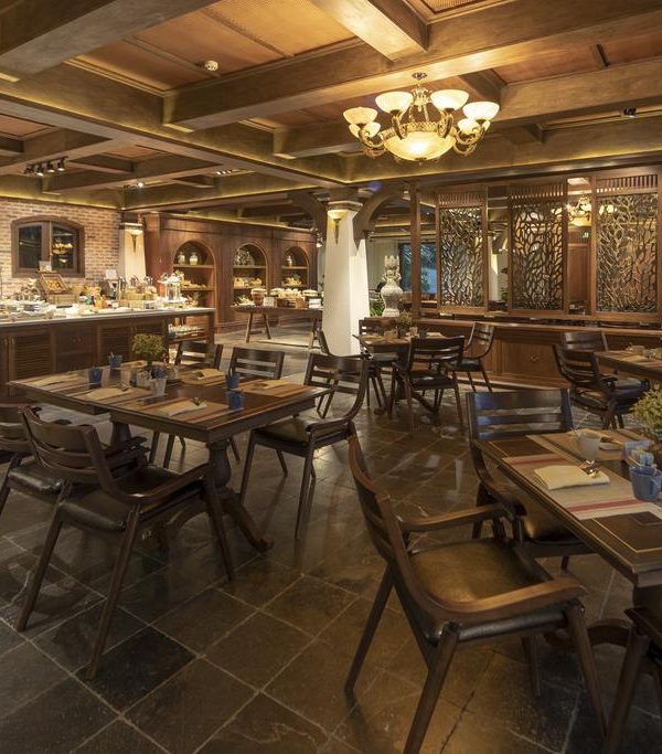 Hanoi Melia Bavi Restaurant