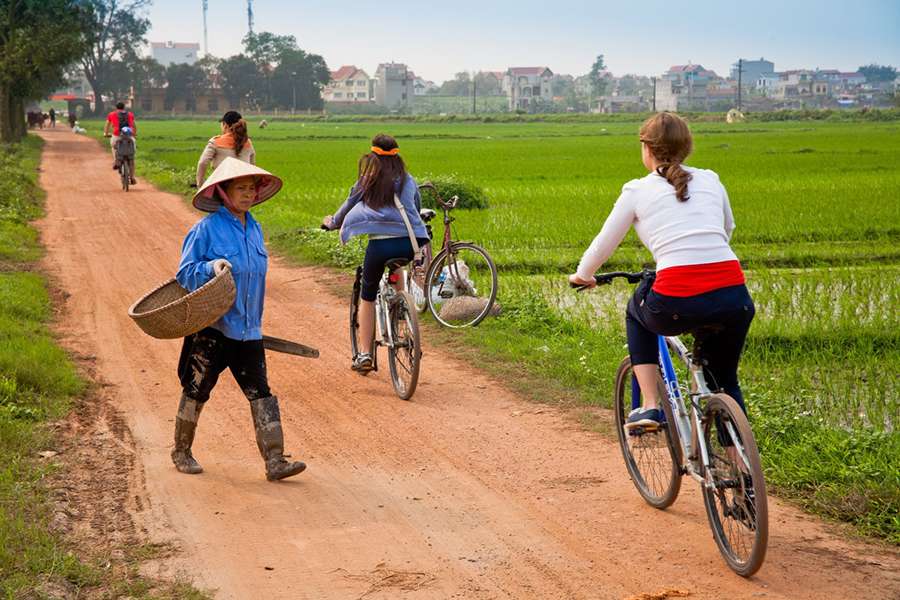 Hanoi Red River bike tour - Hanoi day tours