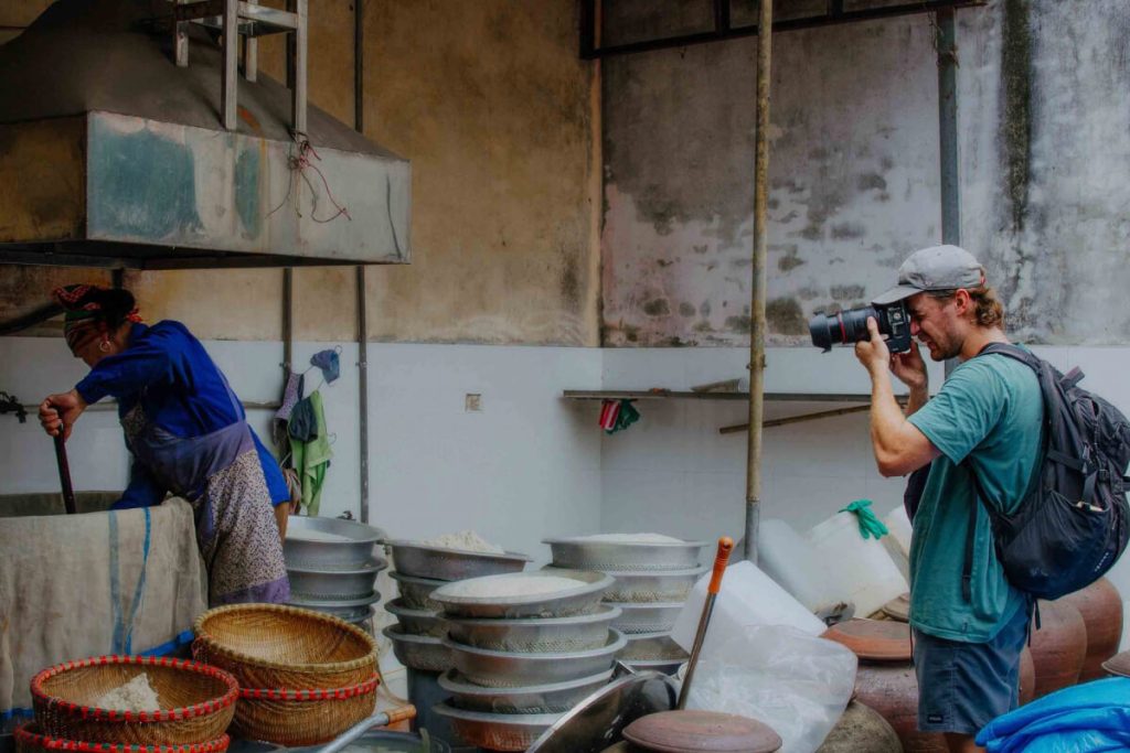 Ban Yen Nhan Soy Sauce Village - Hanoi Tours