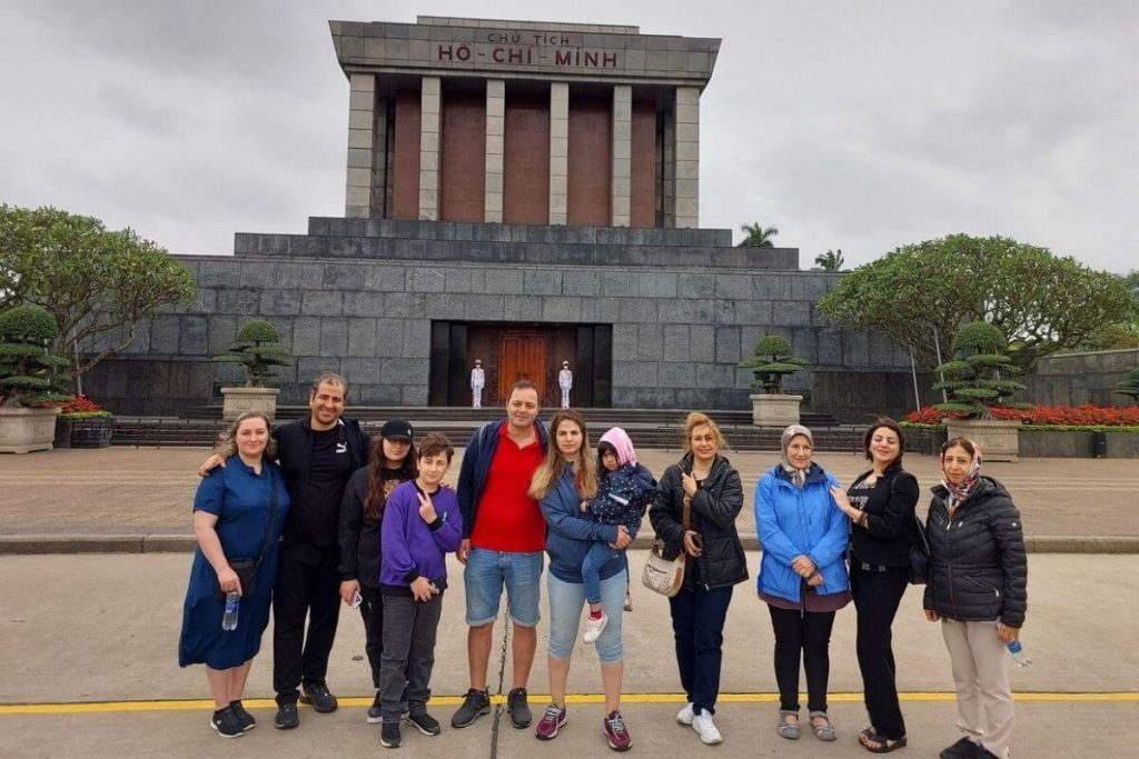 Hanoi Tour in Ho Chi Minh Mausoleum