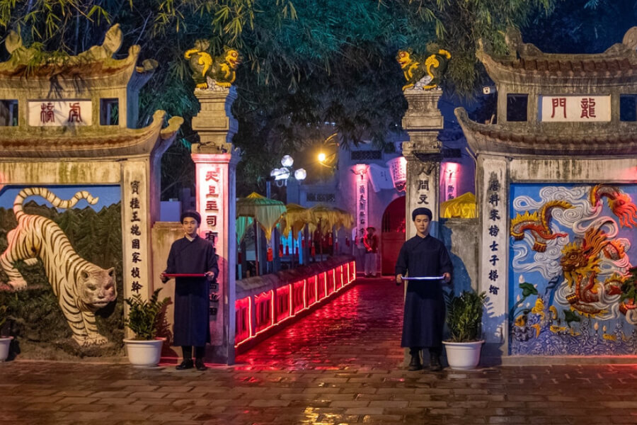 Hanoi launch Ngoc Son Temple Night Tour