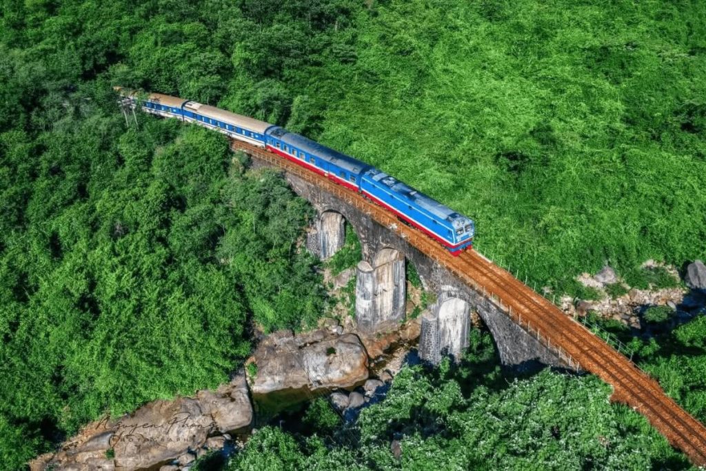 Vietnam Overnight Sleeper Train - Best Routes, Ticket Prices & How to ...