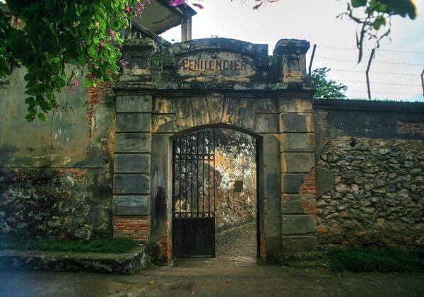 Historic Son La Prison - Hanoi local tours