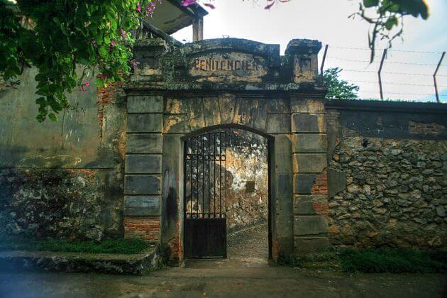 Historic Son La Prison - Hanoi local tours