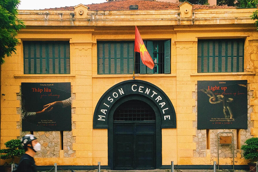 Hoa Lo Prison