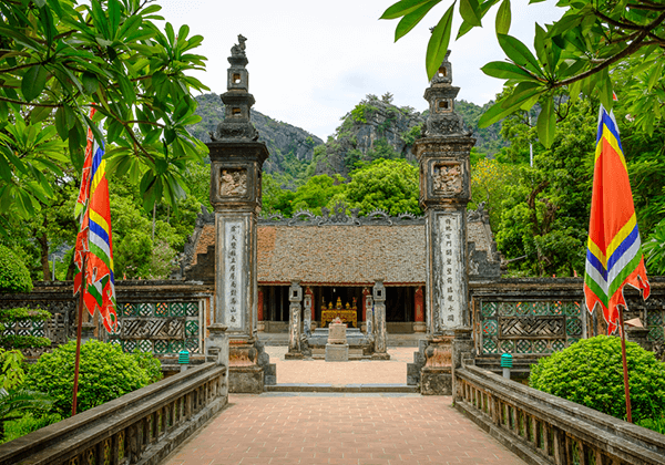 Hoa Lu Citadel - Hanoi Tour Packages