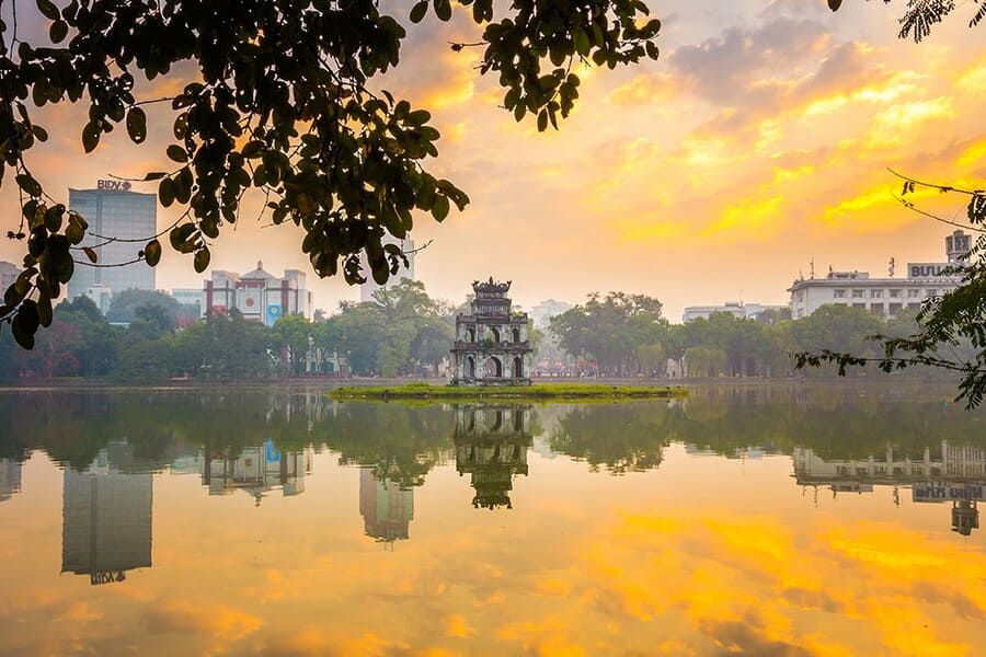 Hoan Kiem Lake - attractions for MICE in Hanoi